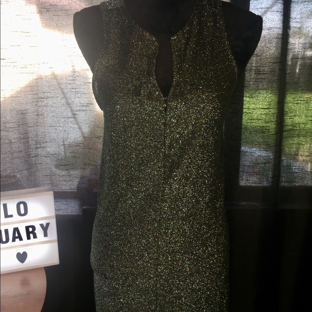 Green sparkly loose dress